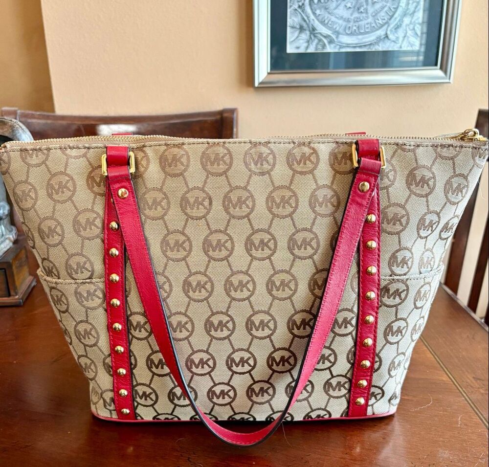 MICHAEL KORS - Jet Set Signature Studded Tote - Beige/Tan Canvas & Red Leather - Picture 5 of 11